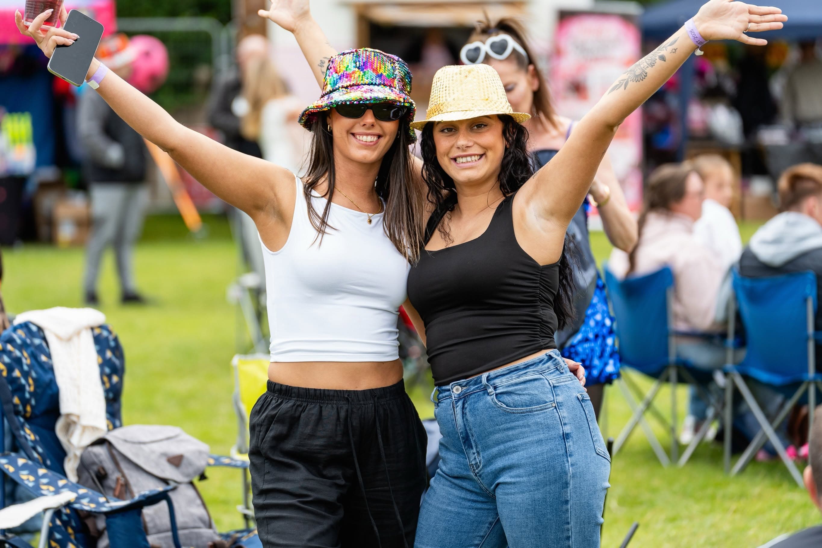 Live music and crowds at WN7 FEST, Leigh Miners Welfare