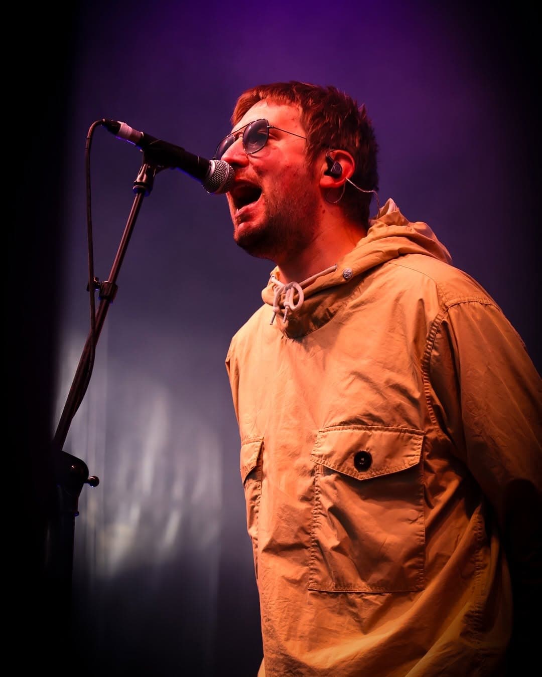 Live music and crowds at WN7 FEST, Leigh Miners Welfare